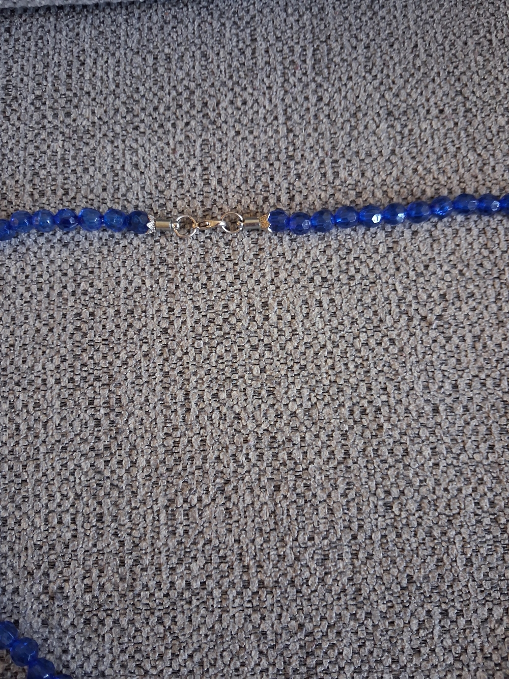 Vintage Blue Bead Necklace - Women Jewelry - Picture 7 of 10